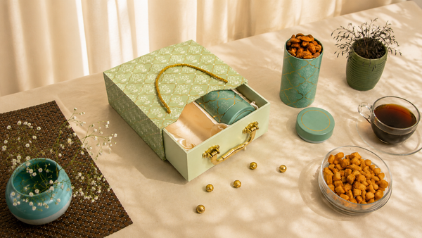 2-Tin Slider Box (Green Motif)
