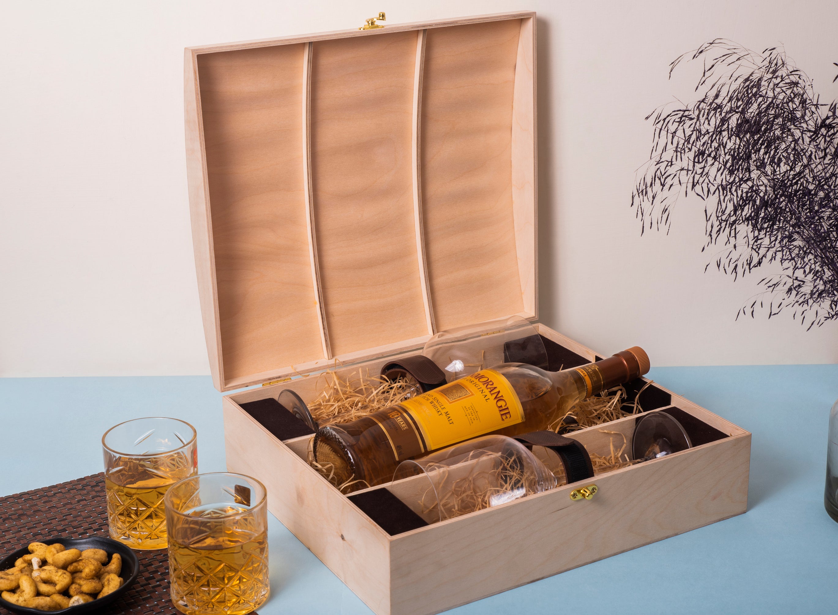 Birchwood Wine Set